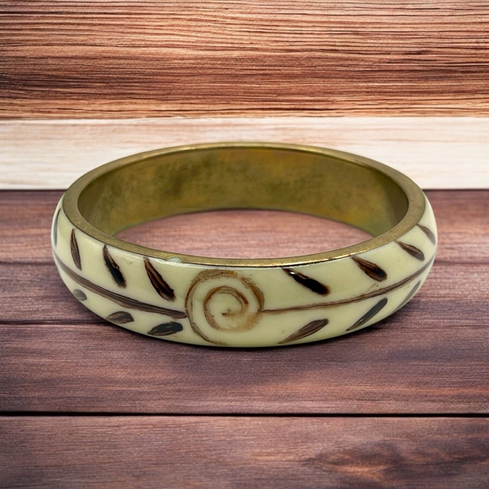 Vintage Cream and Brown Bangle Bracelet